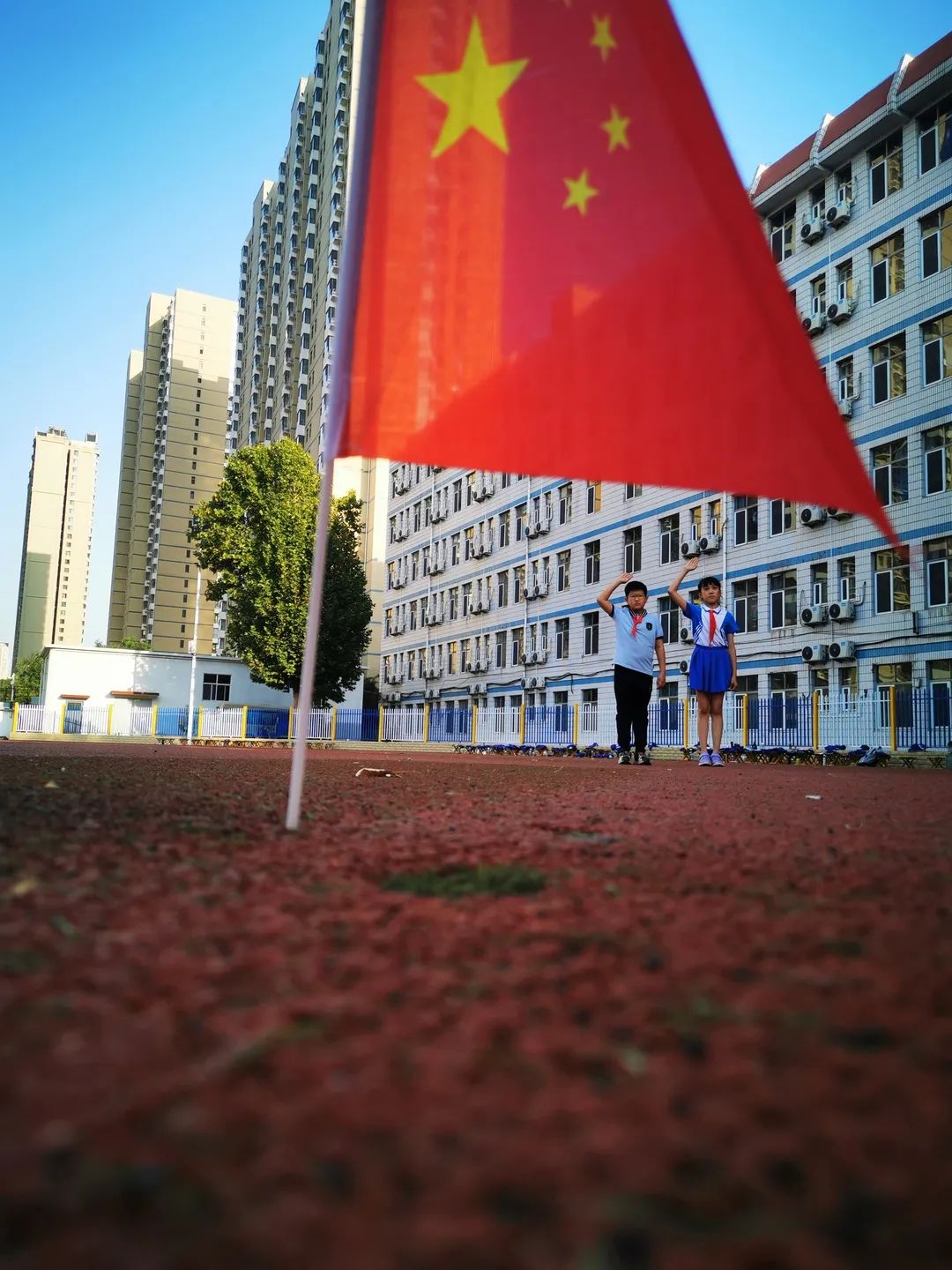 【立之育•童心思政】“如果信仰有颜色，那一定是中国红”— —爱国主义思政实践活动