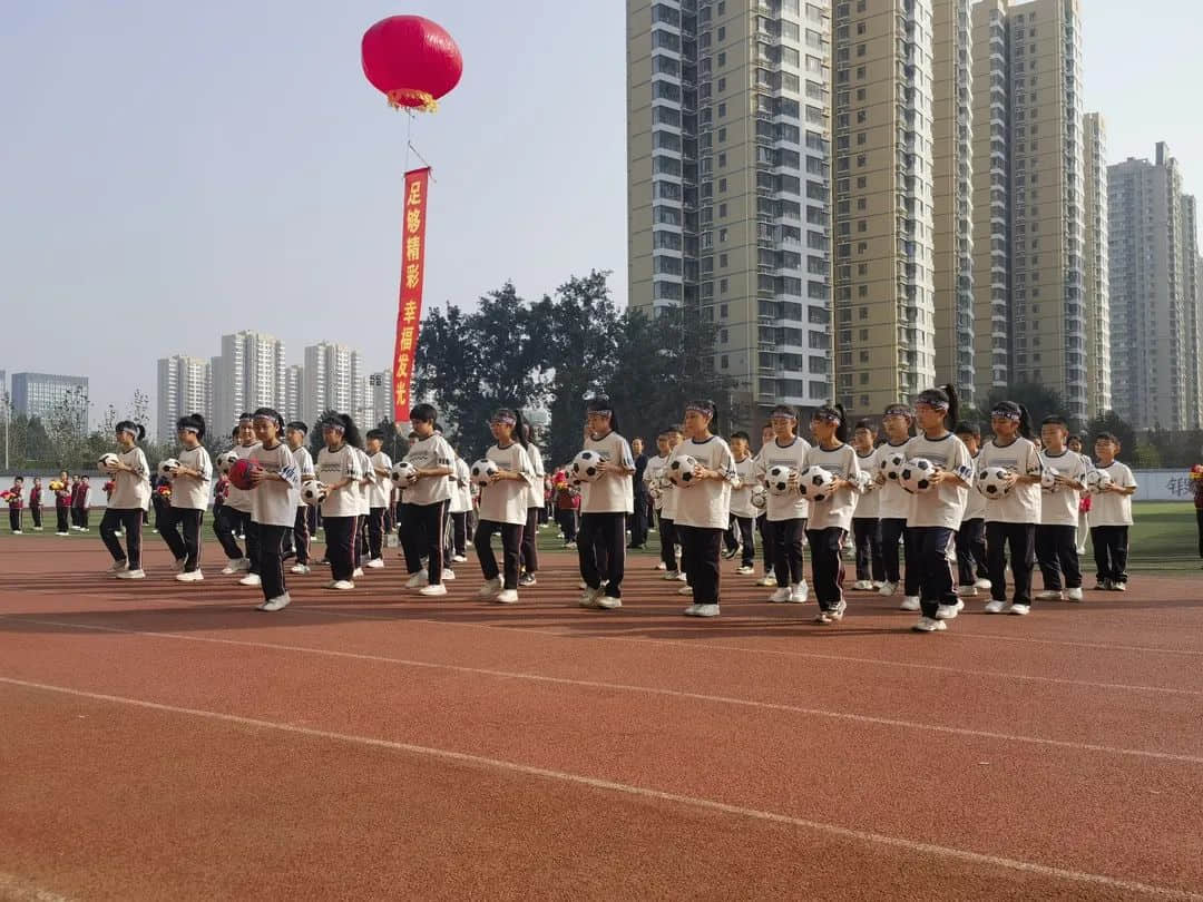 【立小•荣耀时刻】活力足球 闪亮立娃 | 高新区青少年足球训练基地授牌仪式