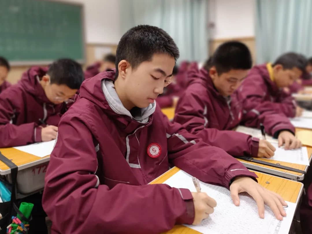 “语”你有约 “文”采飞扬丨第二届学生作文大赛圆满完成