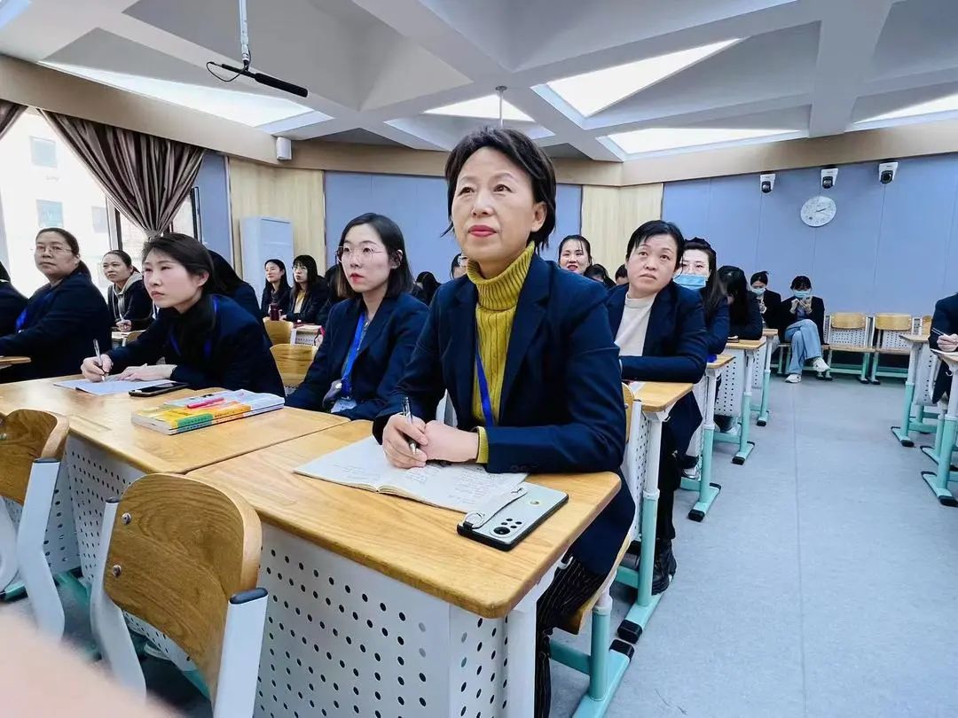 【立小•聚焦教学】“一班一经典 一级一名著”︱第三届阅读节经典分享