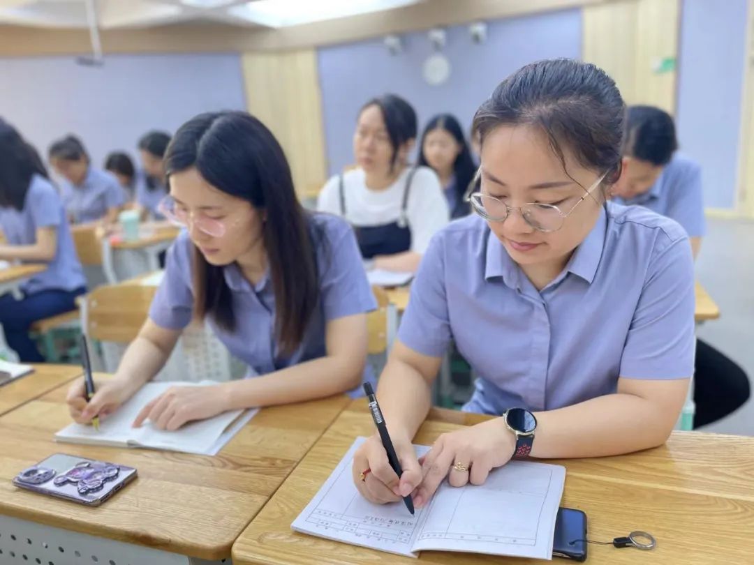 【立小•聚焦教学】英语运用新理念 学思共研行致远｜英语学科大教研纪实