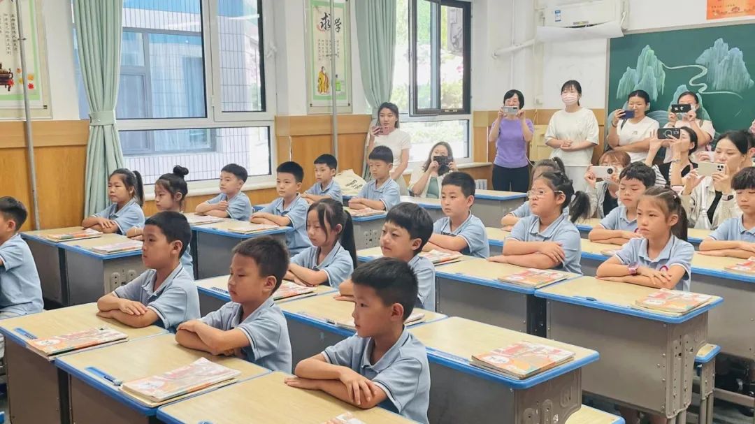 【立小•学术】志合越山海 共行谱芳华｜石家庄一中雅郡校区交流团莅临我校交流学习