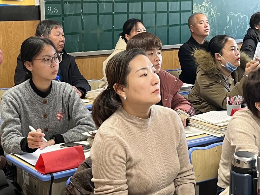 携手赋能 备战高考丨北京外国语大学见面会暨高三家长会