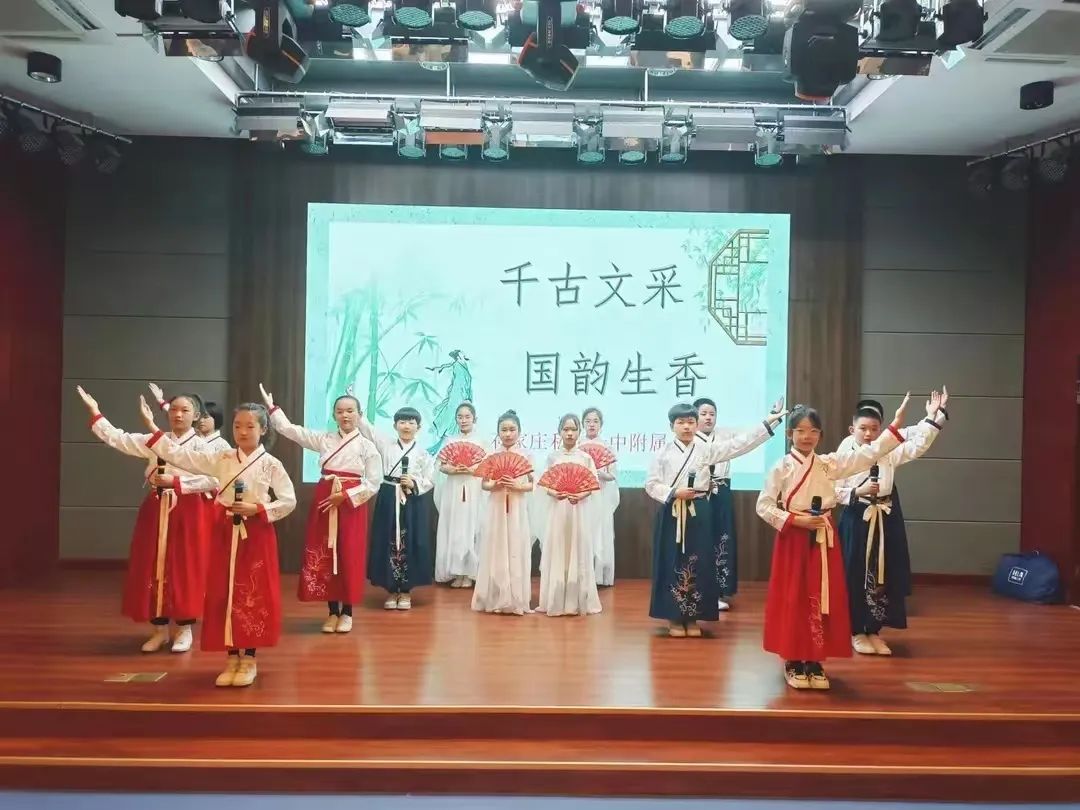 【立小 • 荣耀时刻】来，翻翻咱们一起走过的这一年！