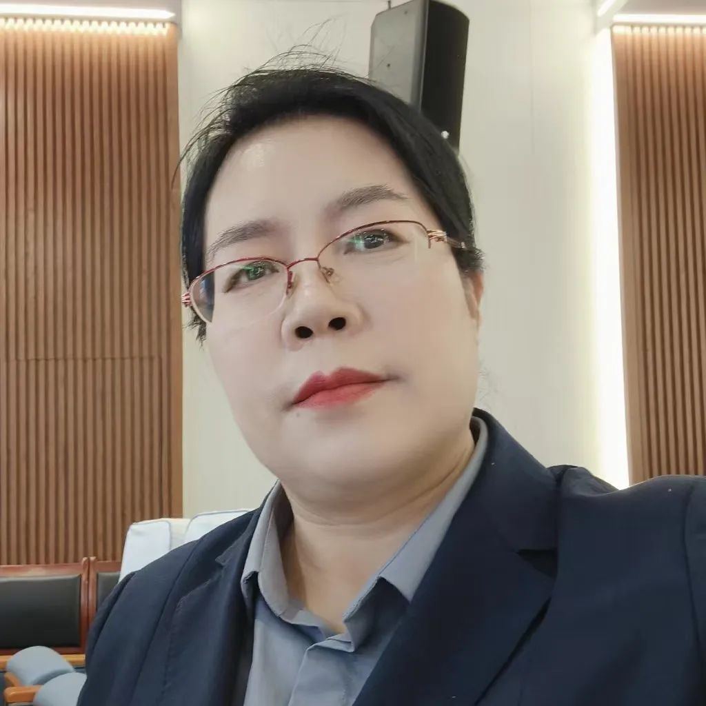 【立小 • 时光寄语】听，我们的故事藏在一起走过的岁月里！