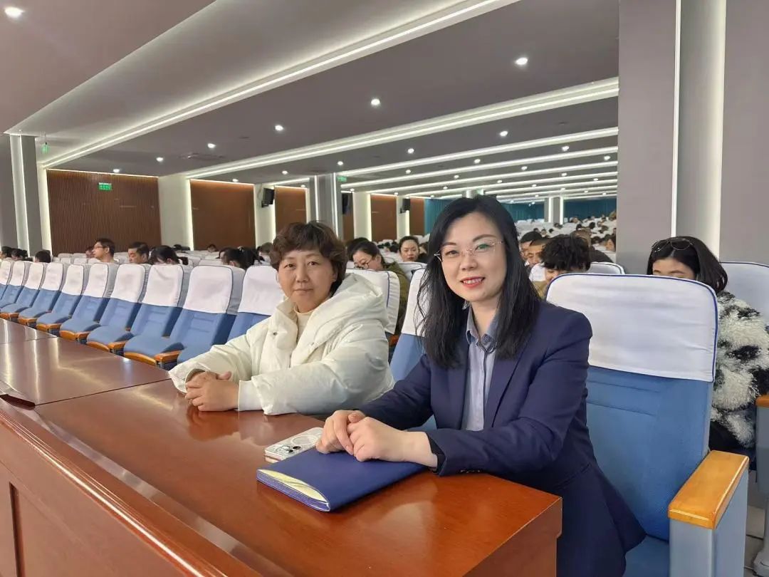 【立小 • 家校共育】家校携手同行 合力护航成长 | 小初衔接家长学校侧记