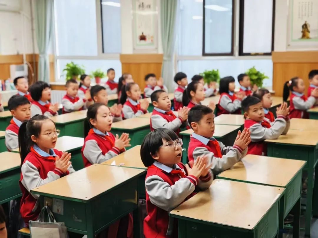 【立小 • 互访】诗意满园迎宾客 共话教育向未来｜区域兄弟学校参访活动纪实