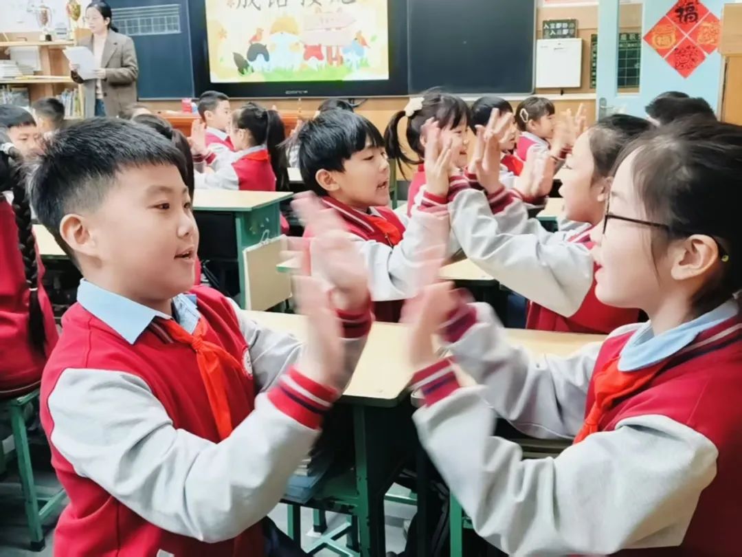 【立小 • 互访】诗意满园迎宾客 共话教育向未来｜区域兄弟学校参访活动纪实