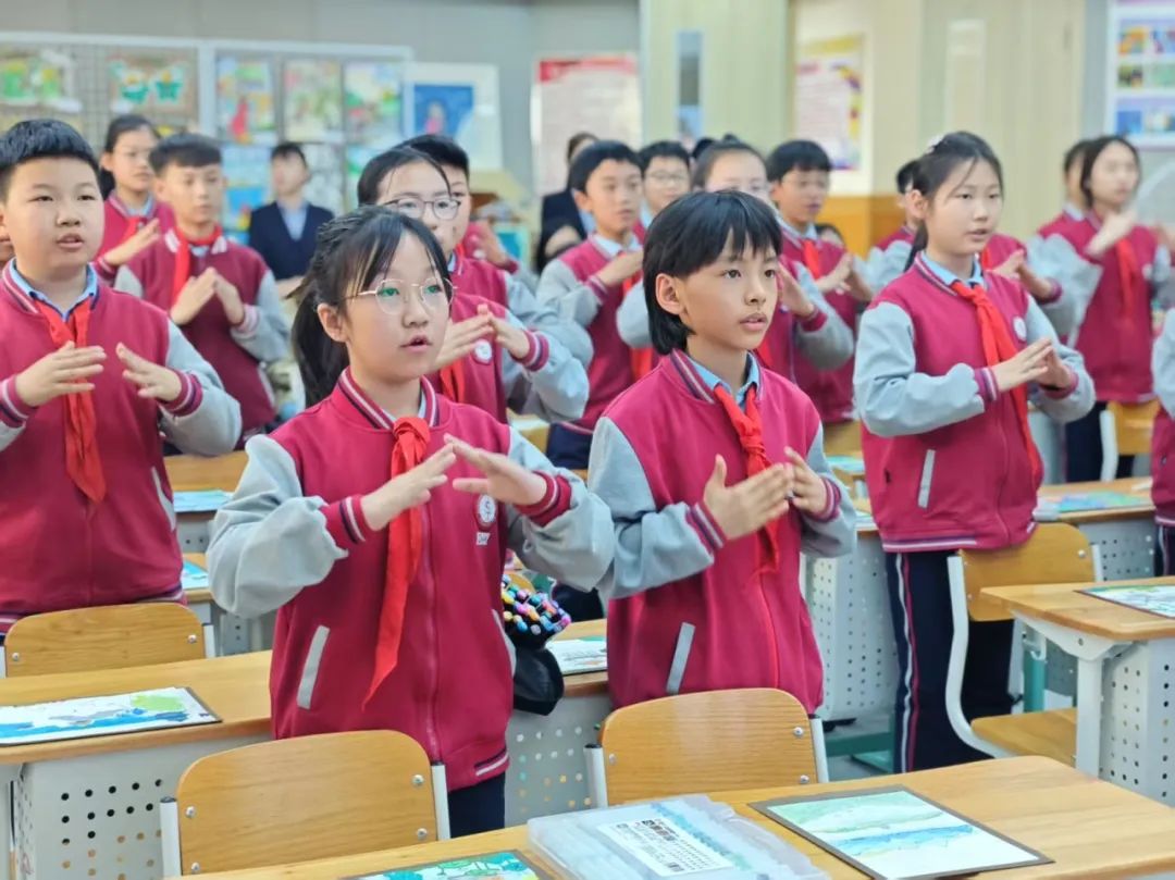 【立小 • 互访】诗意满园迎宾客 共话教育向未来｜区域兄弟学校参访活动纪实