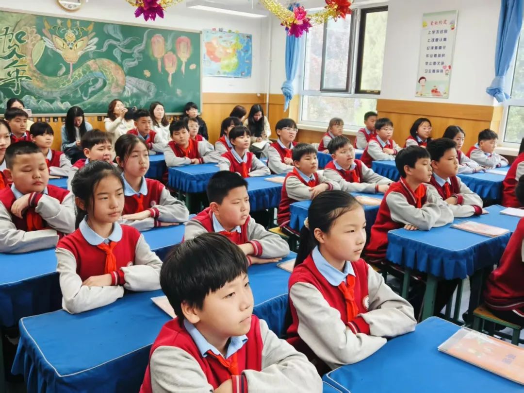 【立小 • 互访】诗意满园迎宾客 共话教育向未来｜区域兄弟学校参访活动纪实