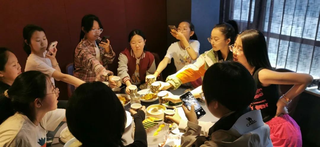 【立小 • 毕业】嘿，小侠们的“京”彩旅行来啦~｜小初衔接部毕业活动纪实