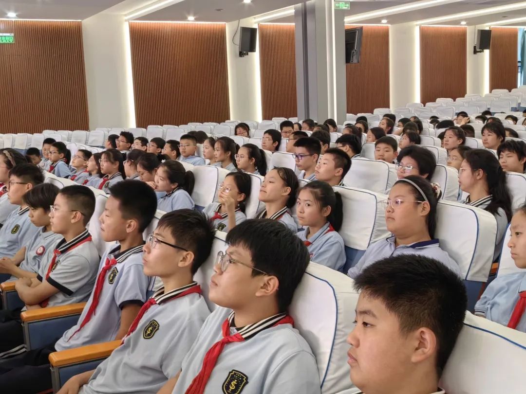 【立小 • 研修】“名师大课堂”——数学驱动的智能新纪元