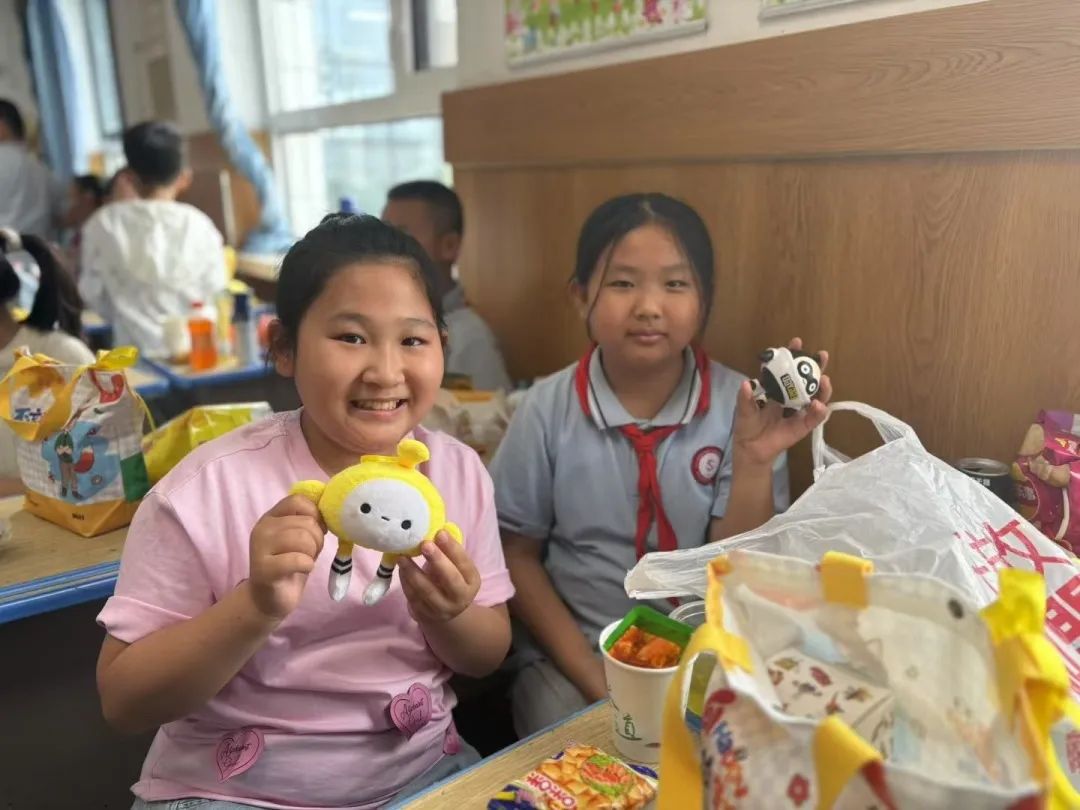【立小•儿童节】六一派对攻略：蛋糕零食已就位，速来开启甜蜜狂欢！