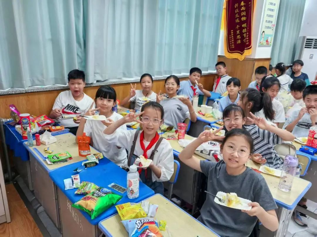 【立小•儿童节】六一派对攻略：蛋糕零食已就位，速来开启甜蜜狂欢！