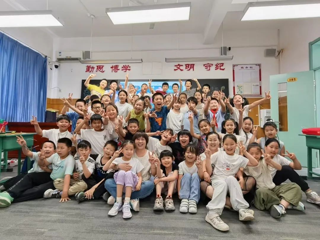 【立小•儿童节】六一派对攻略：蛋糕零食已就位，速来开启甜蜜狂欢！