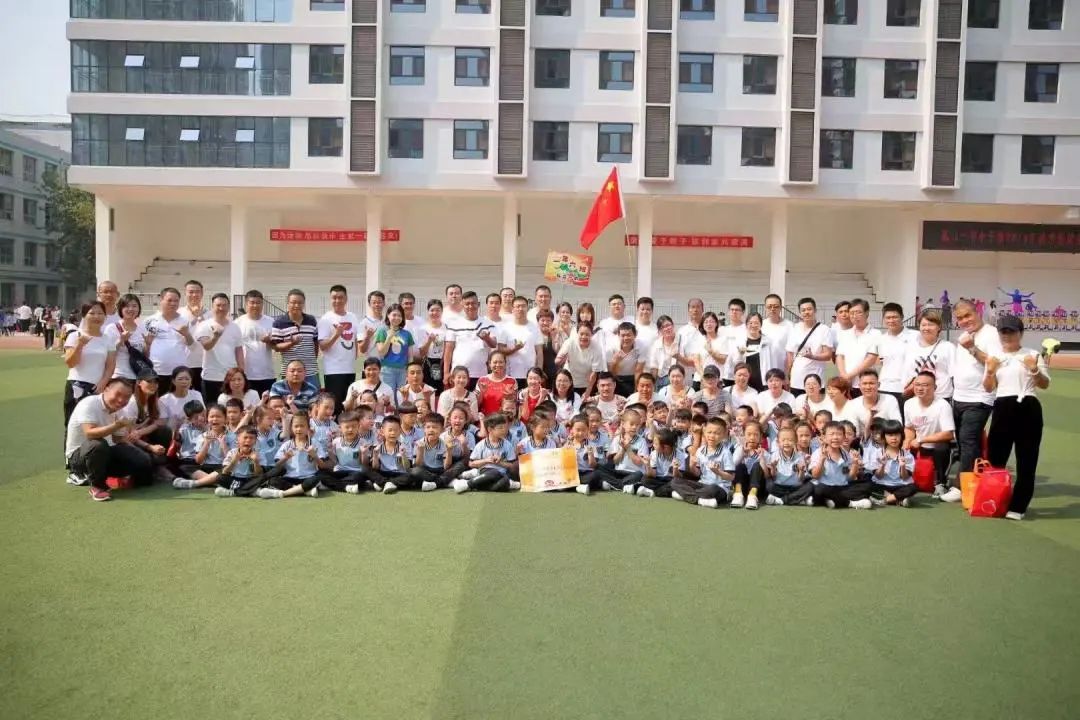 【立小 • 毕业季】青春回忆杀来袭~这波操作yyds！｜小初衔接部毕业成长纪