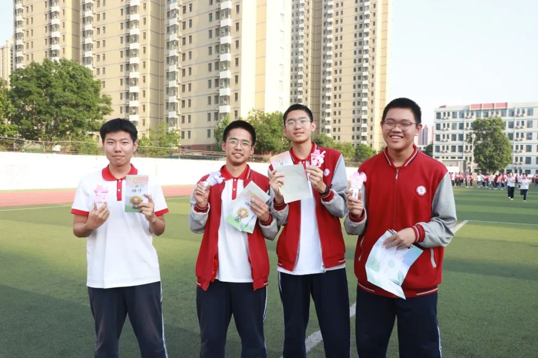 青春“心”动力 游园乐分享丨心理游园会圆满落幕，让爱点亮成长之路