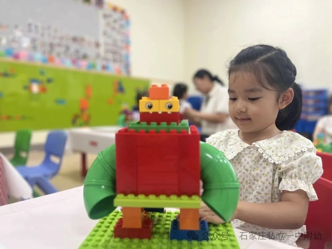 高效的师幼互动+精细的婴幼儿照护