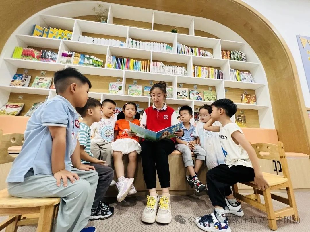 高效的师幼互动+精细的婴幼儿照护