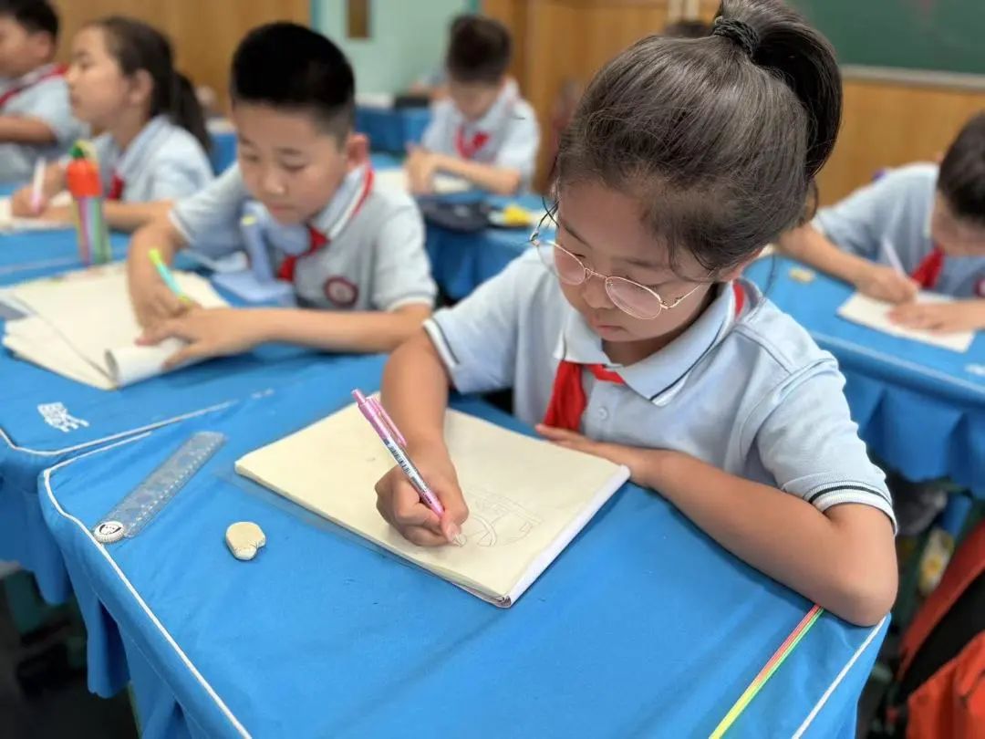 【立小 • 美育】律动与色彩 书写艺术盛宴的精彩答卷｜2025年上半年美育成果纪实