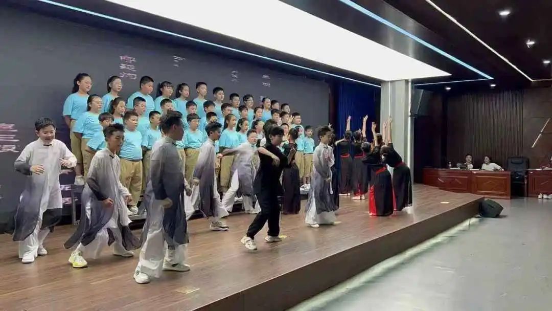 【立小 • 美育】律动与色彩 书写艺术盛宴的精彩答卷｜2025年上半年美育成果纪实