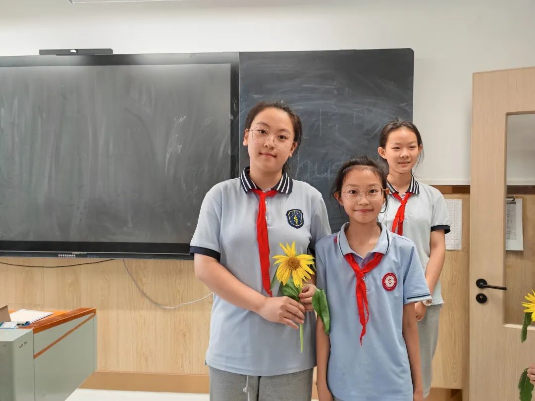 【立小•毕业季】少年有梦赴山海 逐光启航向未来｜2025届毕业盛典