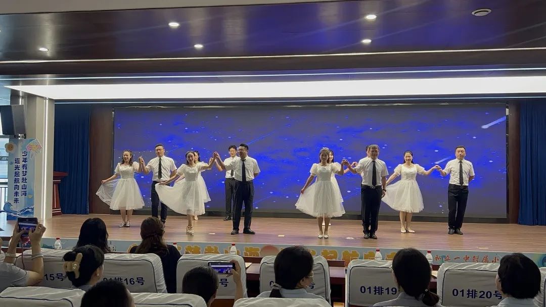 【立小•毕业季】少年有梦赴山海 逐光启航向未来｜2025届毕业盛典