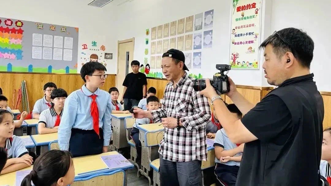 【立小欢迎你】教育不是因为美好而坚持 是因为坚持而更美好 「壹」