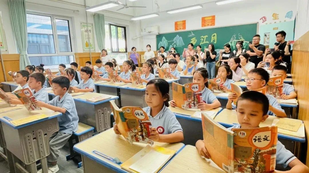 【立小欢迎你】教育不是因为美好而坚持 是因为坚持而更美好 「壹」
