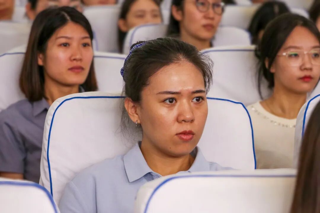 弦歌不辍传薪火 勇立潮头启新篇丨石家庄私立第一中学教育集团2025年秋季全体教职工大会圆满召开