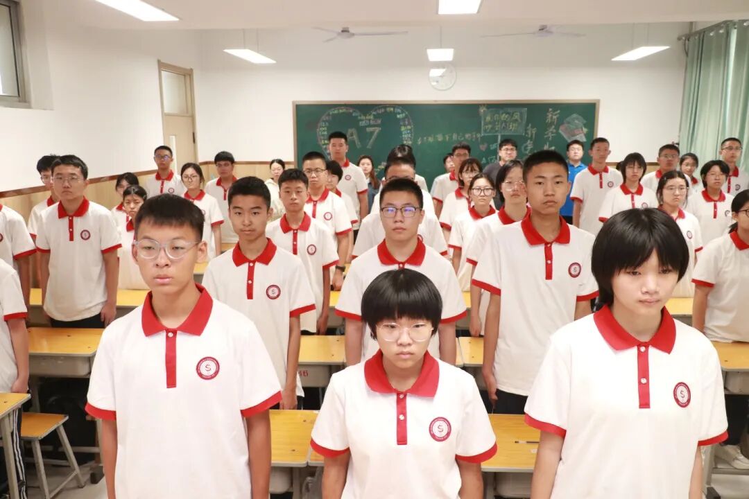 铁流震寰宇 热血映初心丨石家庄私立一中师生共观抗战胜利80周年阅兵盛况