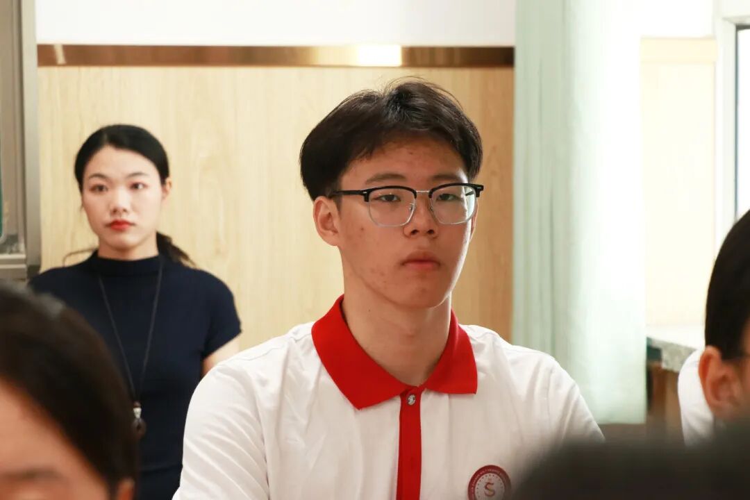 铁流震寰宇 热血映初心丨石家庄私立一中师生共观抗战胜利80周年阅兵盛况