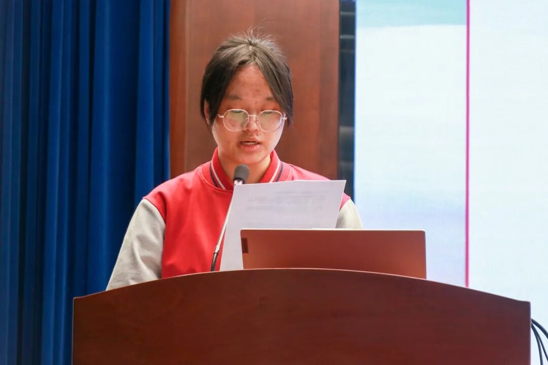 厉兵秣马展锋芒 青春誓师筑梦航丨高三年级表彰大会圆满举行