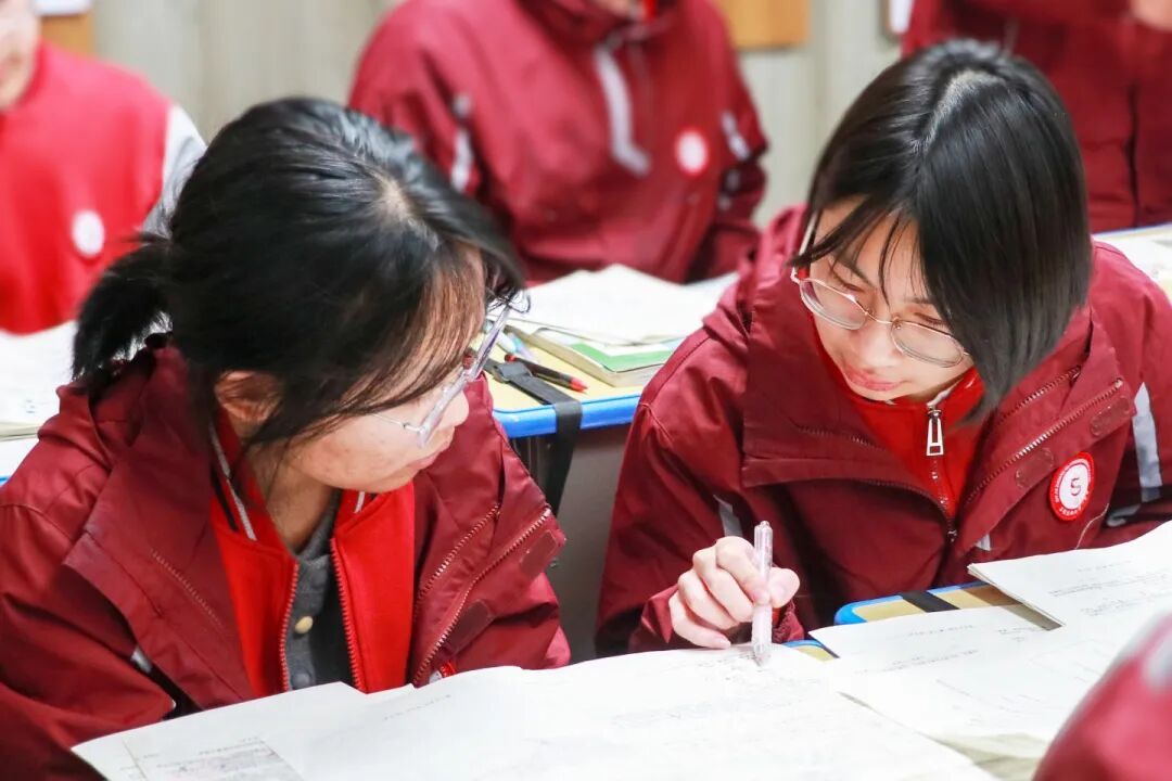 鏖战高三 青春无悔丨点亮那段名为“高三”的时光