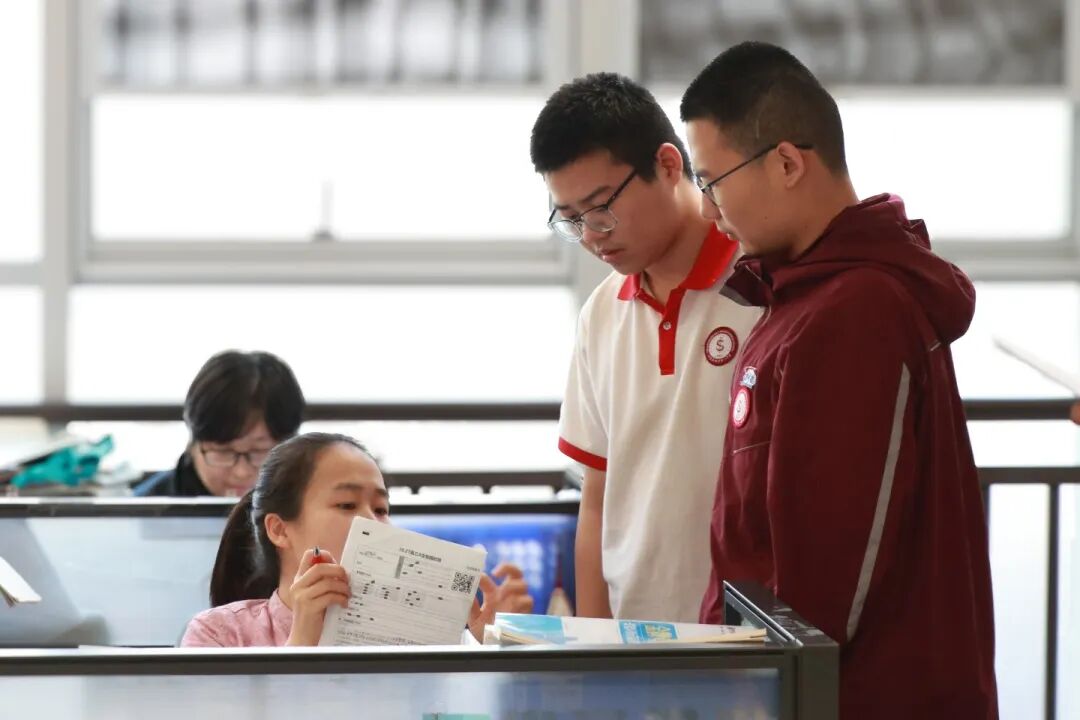 鏖战高三 青春无悔丨点亮那段名为“高三”的时光