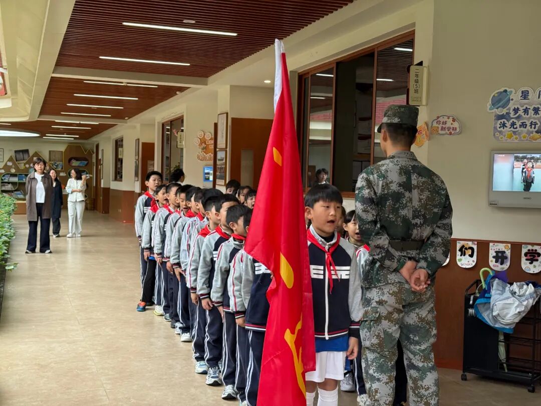 【立小•荣耀】我们的骄傲！王荟老师代表我校在全国名班主任年会发出“立小声音”