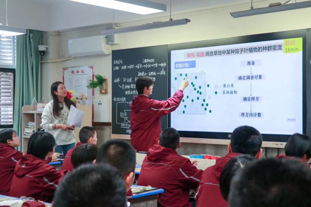 校园温度计丨刻度上的时光与热爱