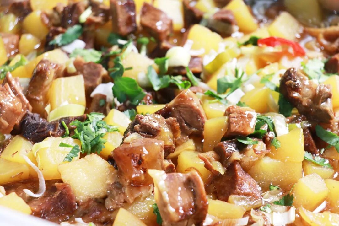 校园温度计丨刻度上的时光与热爱