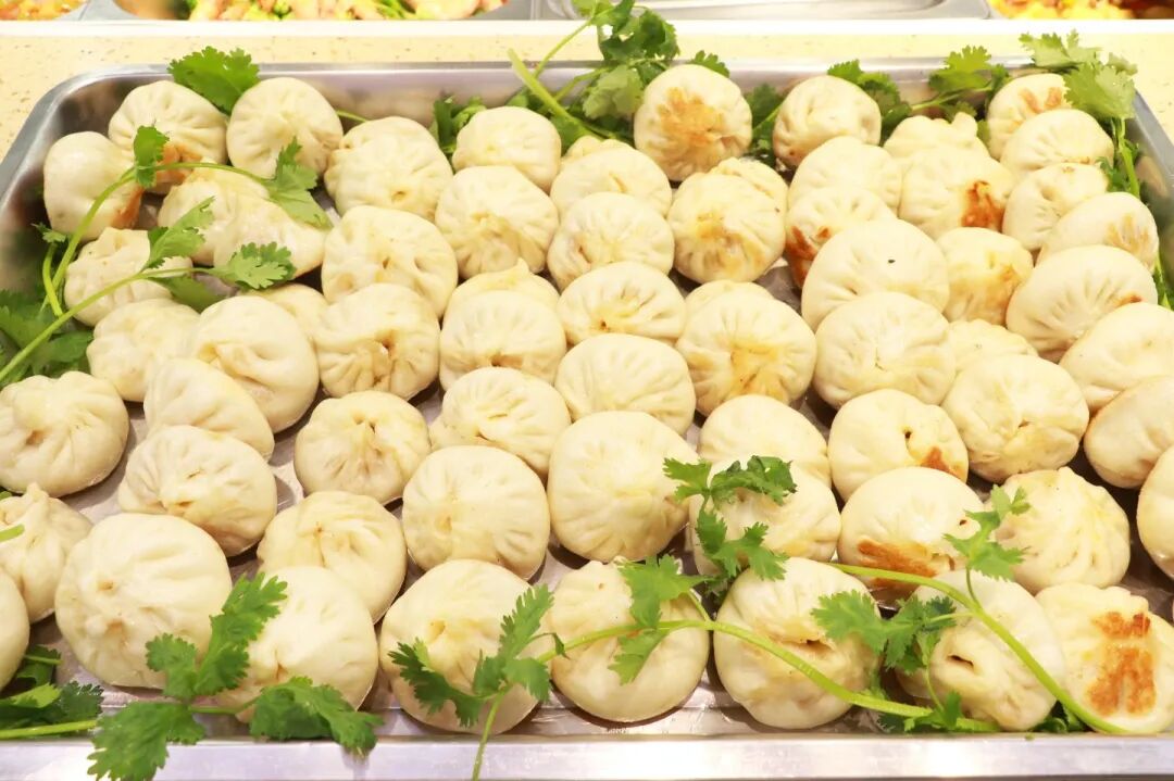 校园温度计丨刻度上的时光与热爱