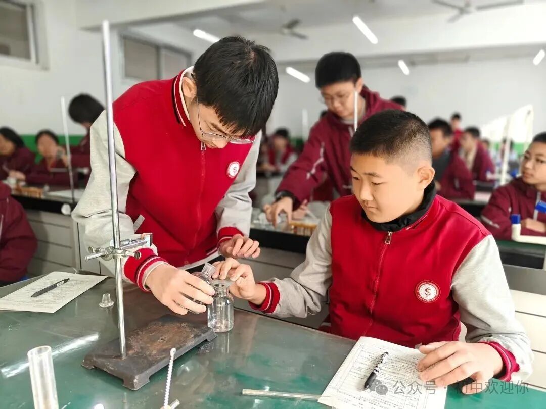 让知识跳出课本，用实践激发潜能 | 私立一中初中部日常实验课堂