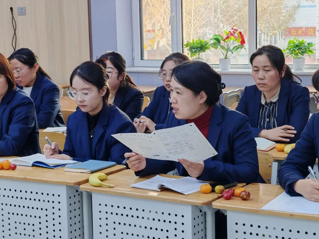 立小•教研】秋光为序 共赴新程|期中教育教学总结会