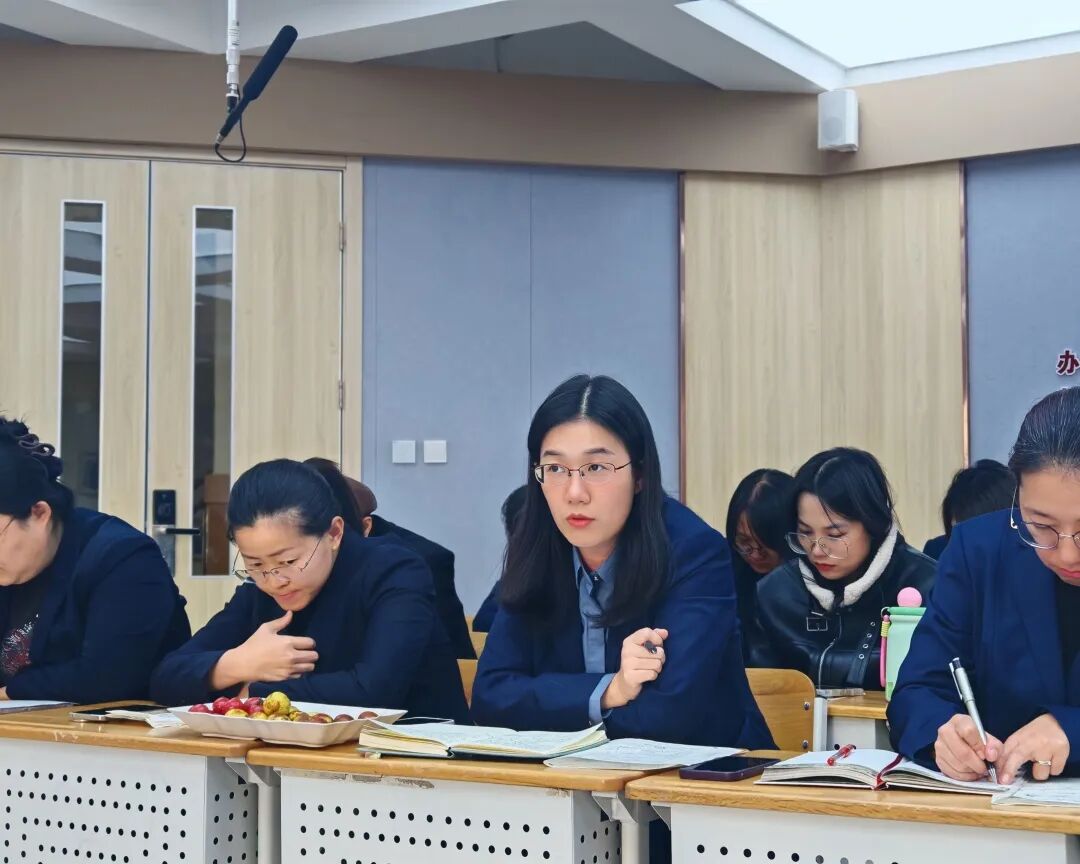 立小•教研】秋光为序 共赴新程|期中教育教学总结会