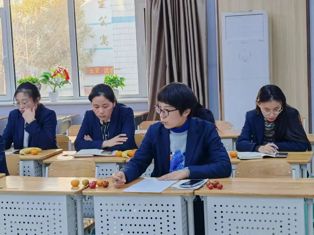 立小•教研】秋光为序 共赴新程|期中教育教学总结会