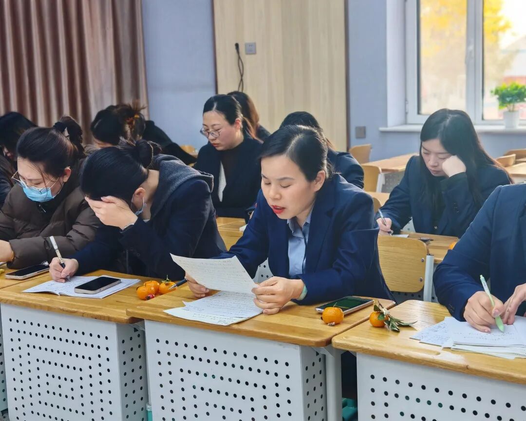 立小•教研】秋光为序 共赴新程|期中教育教学总结会