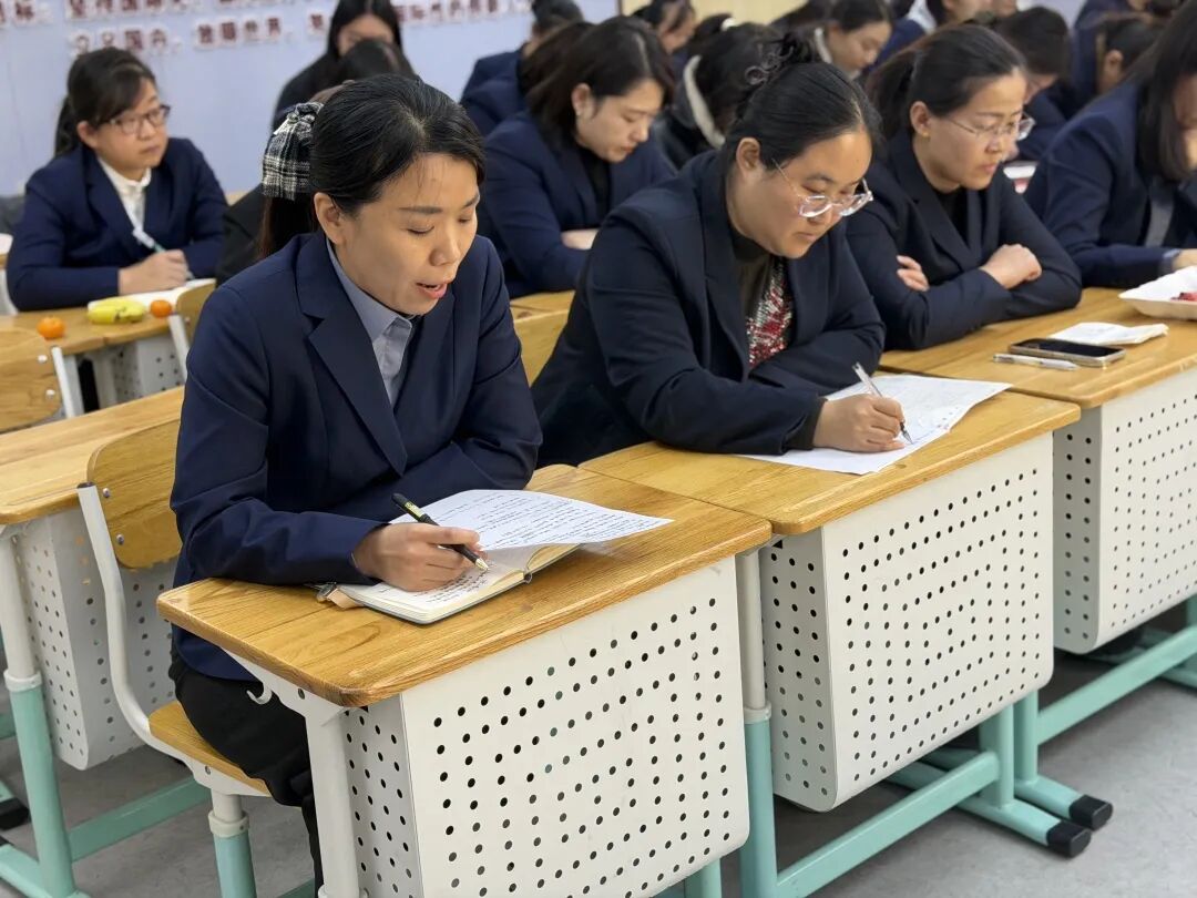 立小•教研】秋光为序 共赴新程|期中教育教学总结会