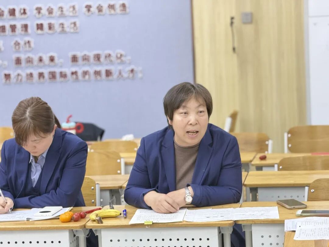 立小•教研】秋光为序 共赴新程|期中教育教学总结会