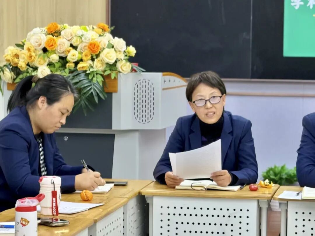 立小•教研】秋光为序 共赴新程|期中教育教学总结会