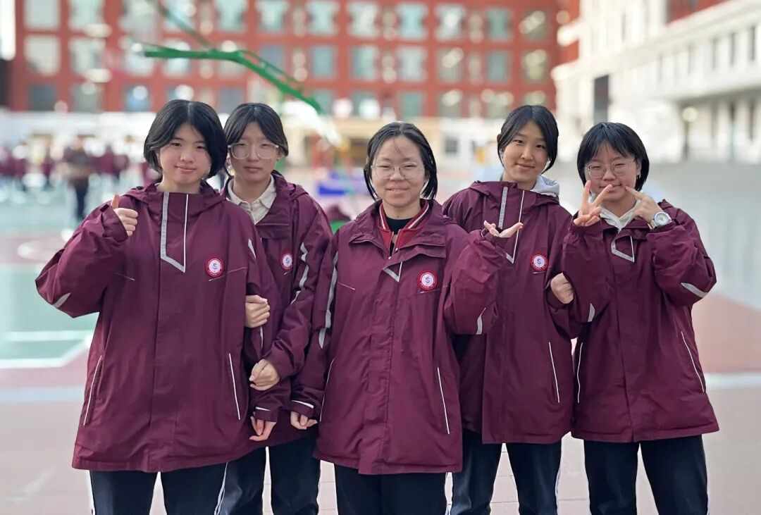 嗨！介绍一下，这是我的校园搭子！