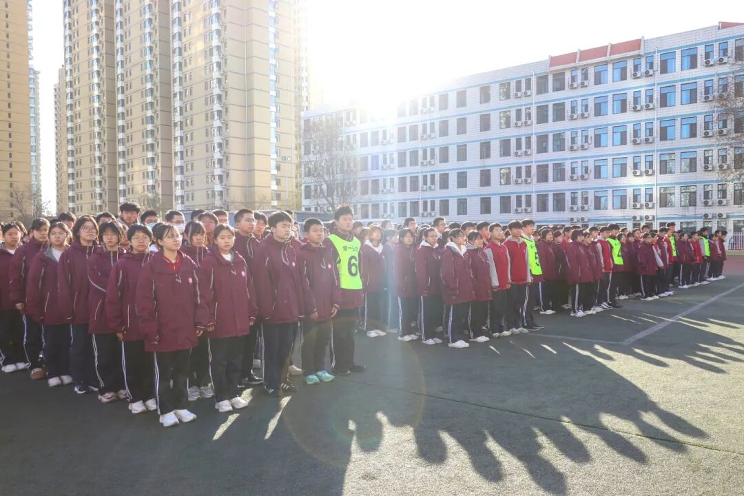 以国之名寄哀思 以史为鉴砺初心｜私立一中举行国家公祭日主题升旗仪式