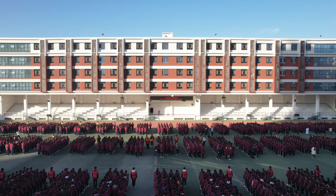 以国之名寄哀思 以史为鉴砺初心｜私立一中举行国家公祭日主题升旗仪式